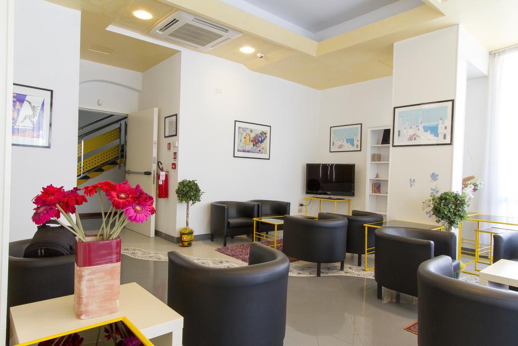 ריצ'יונה Hotel Desire' מראה חיצוני תמונה