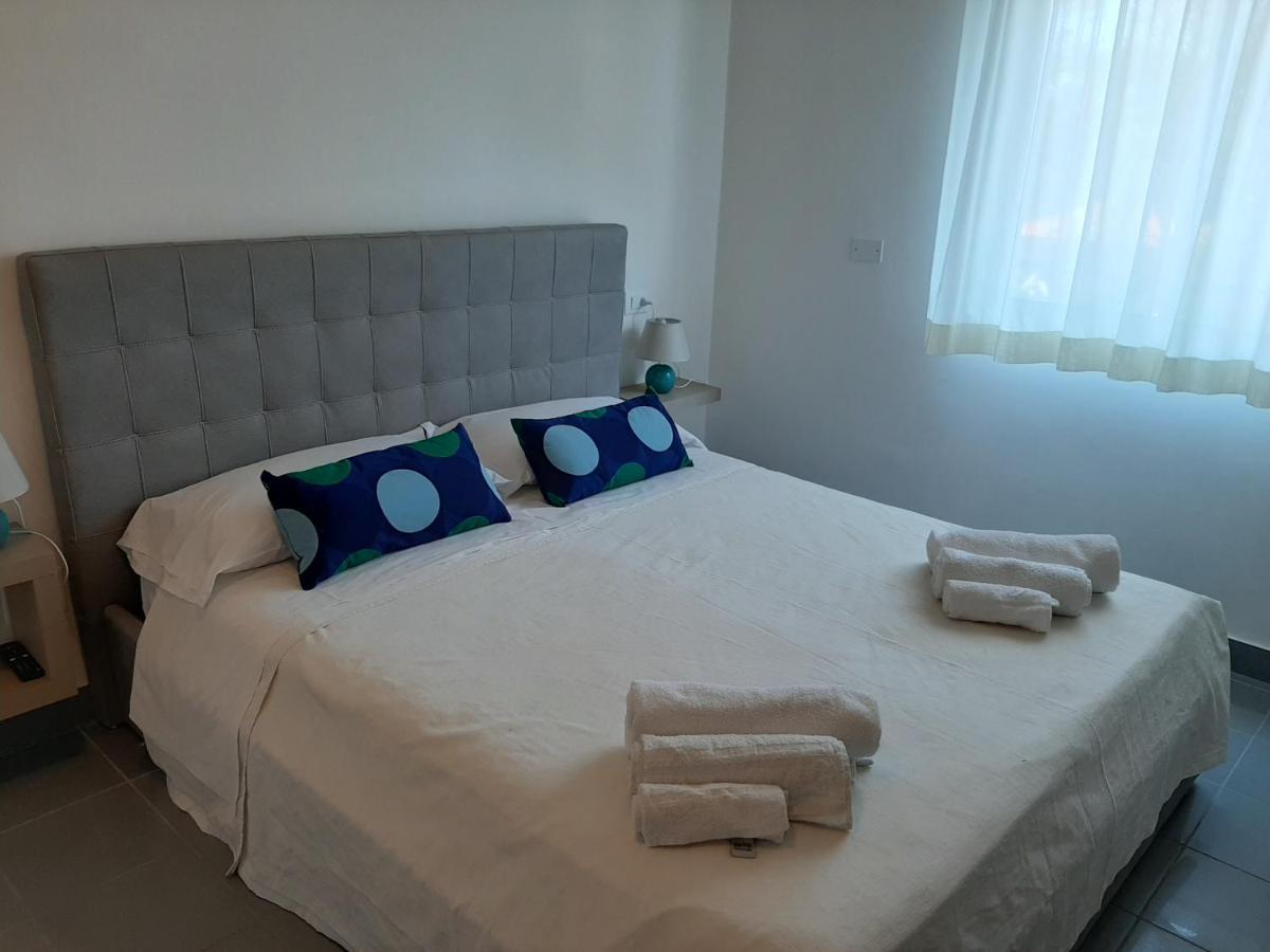 ריצ'יונה Hotel Desire' מראה חיצוני תמונה