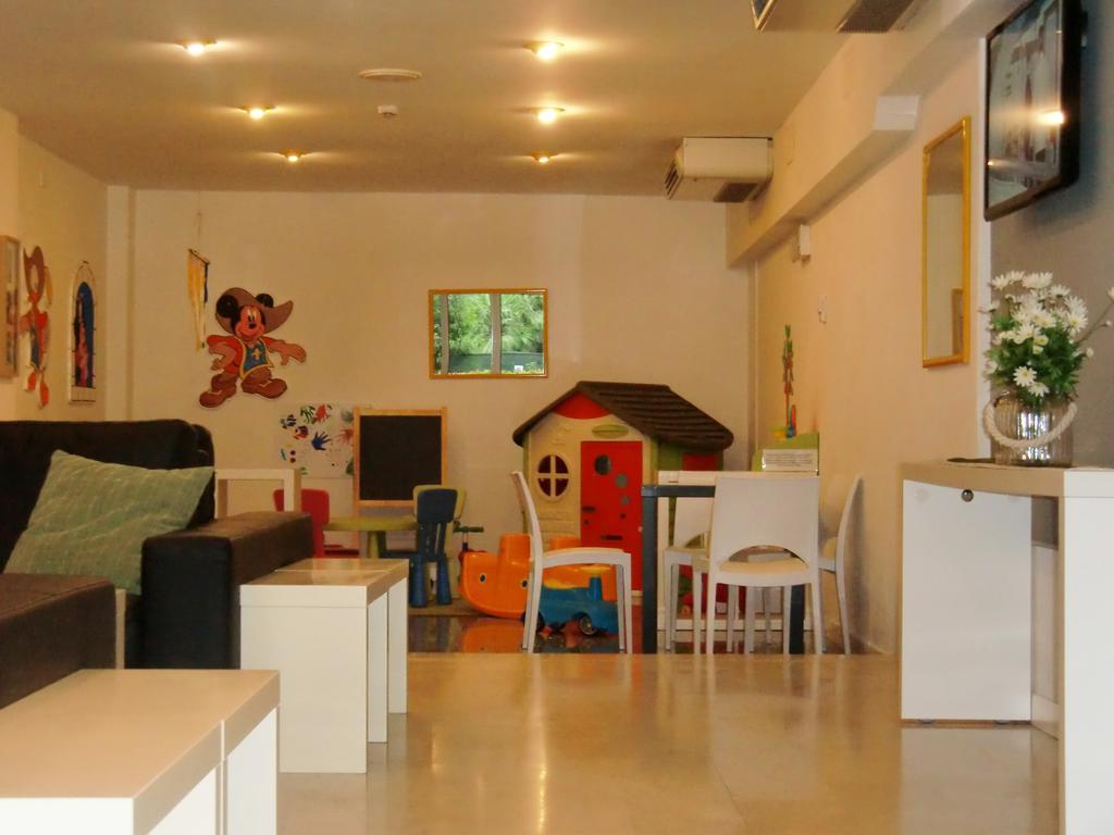 ריצ'יונה Hotel Desire' מראה חיצוני תמונה
