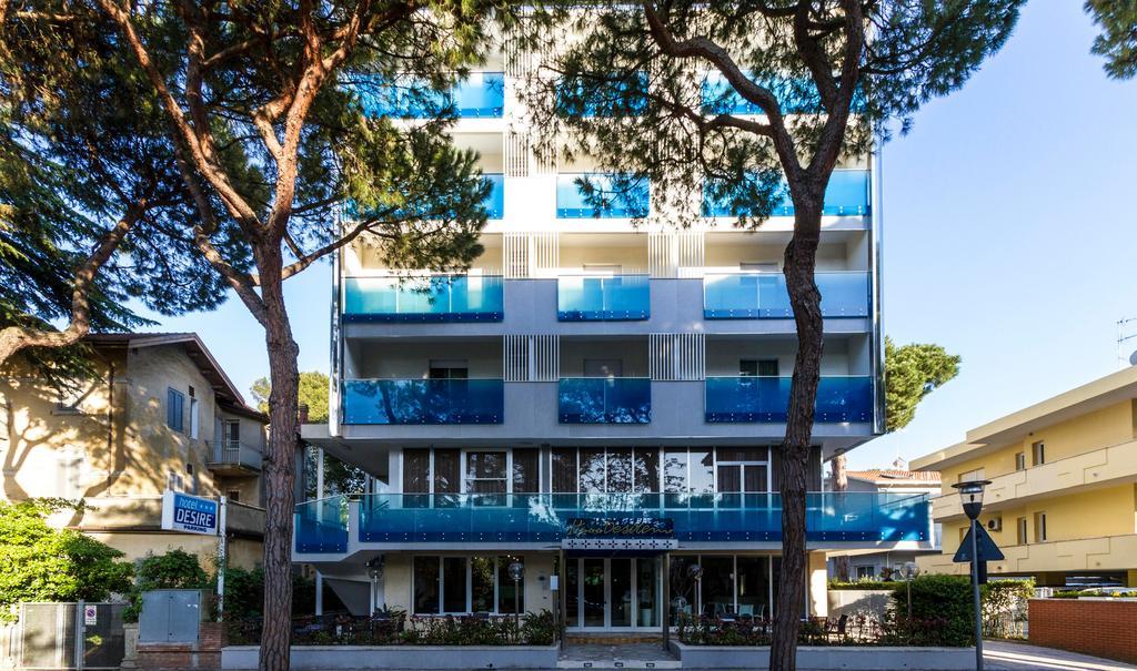ריצ'יונה Hotel Desire' מראה חיצוני תמונה