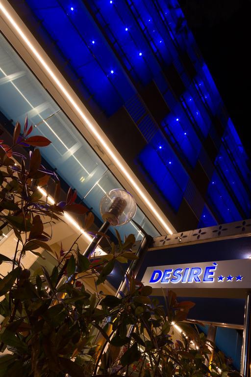 ריצ'יונה Hotel Desire' מראה חיצוני תמונה